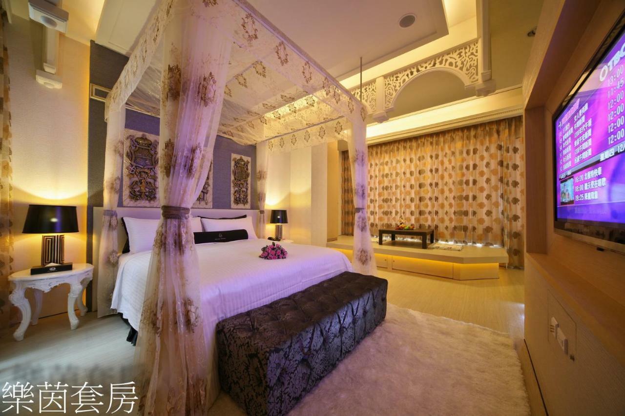 Doule Motel Taichung Exterior foto