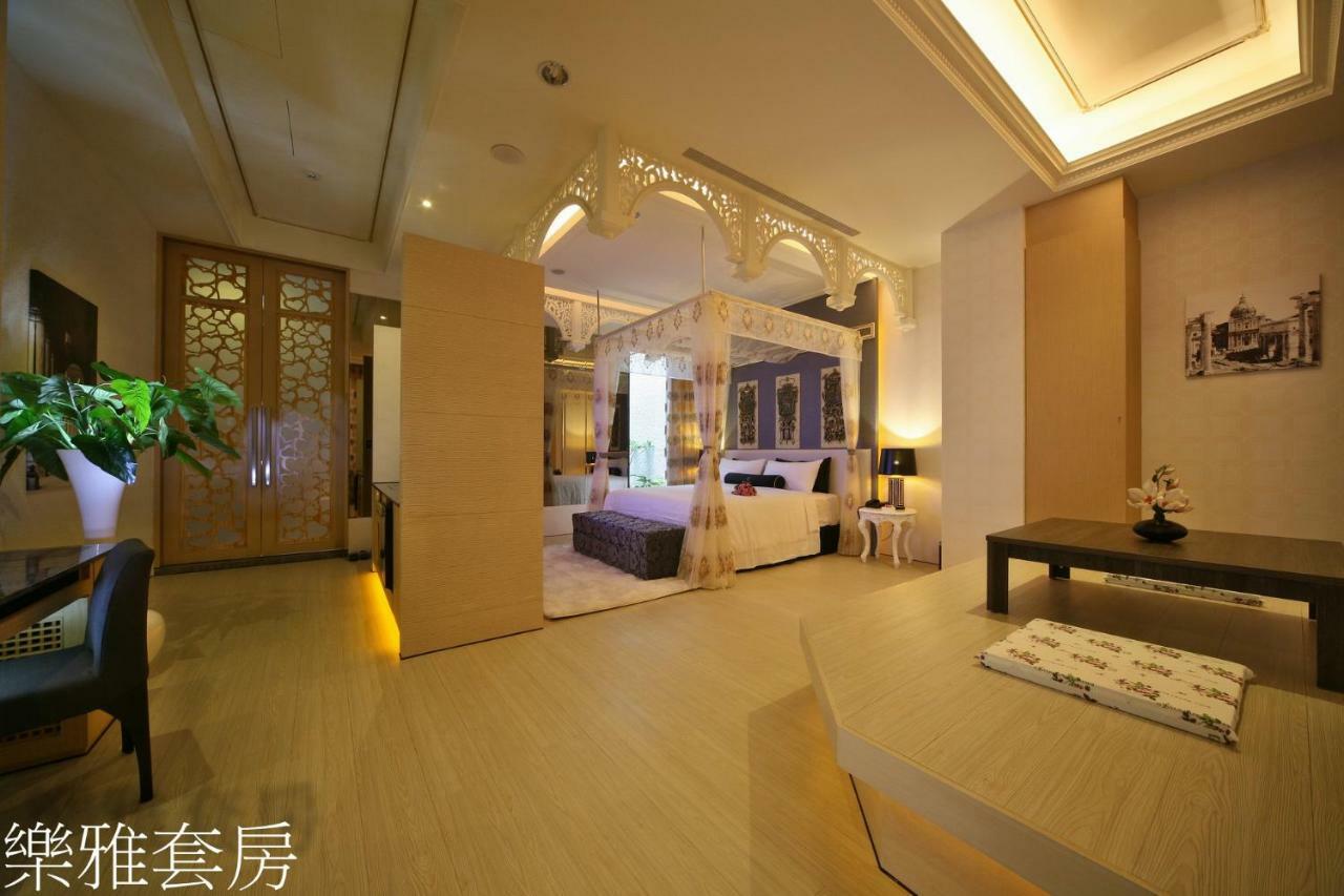 Doule Motel Taichung Exterior foto